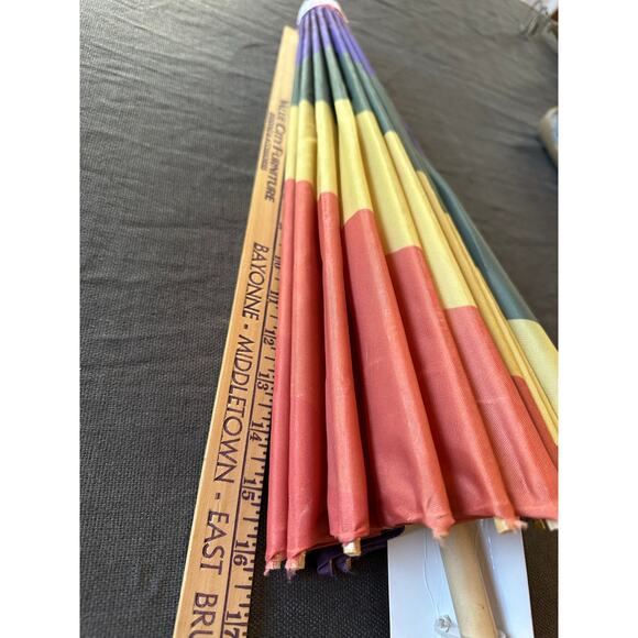 Traditional Vintage Japanese umbrella whirlpool 22” wood handle rainbow Chinese - Picture 5 of 16